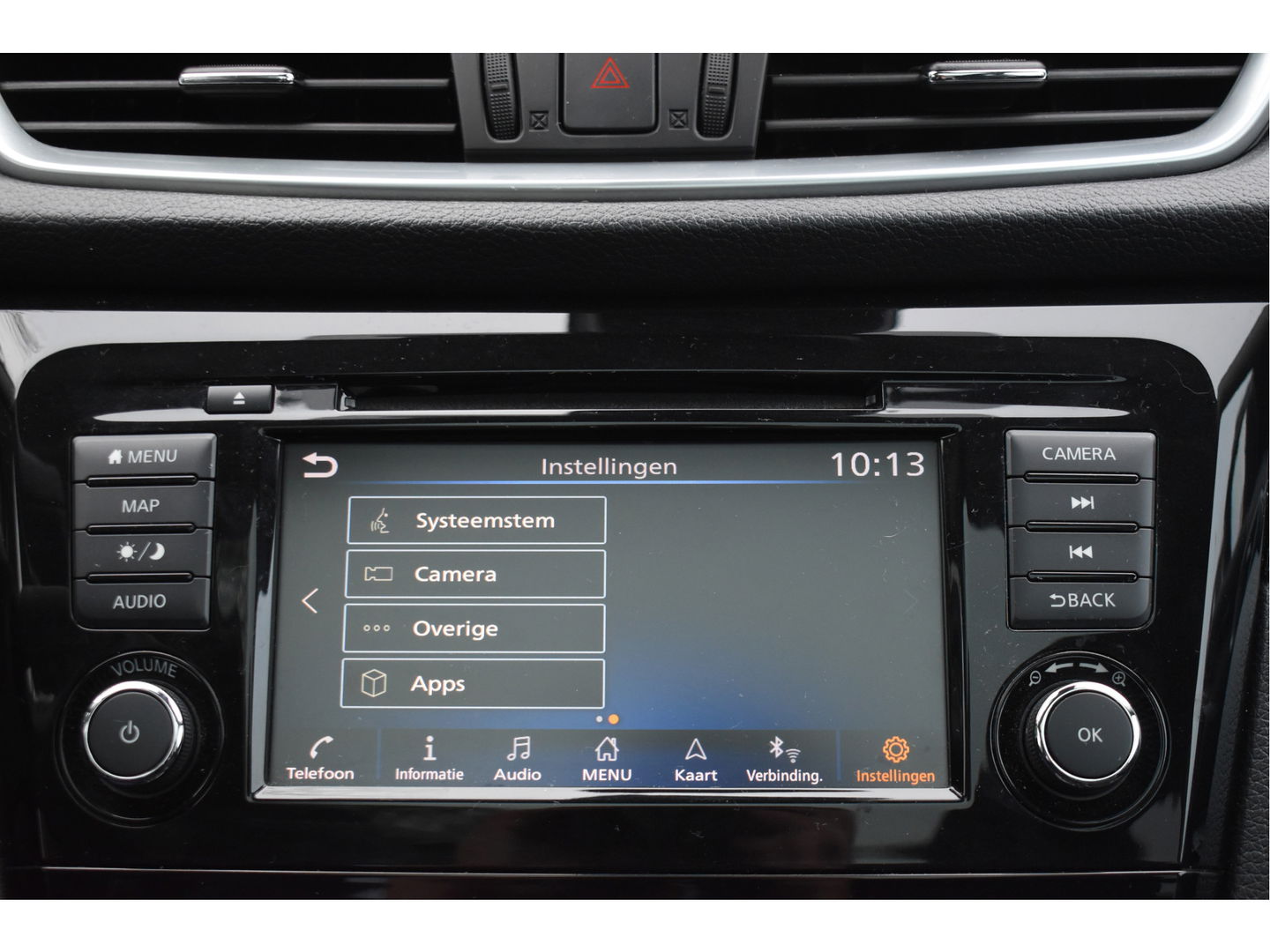 Nissan QASHQAI 1.3 DIG-T N-Connecta 160 pk | Keyless | 360 gr.camera | Carplay | Pano.dak | Stoelverwarming | Vol