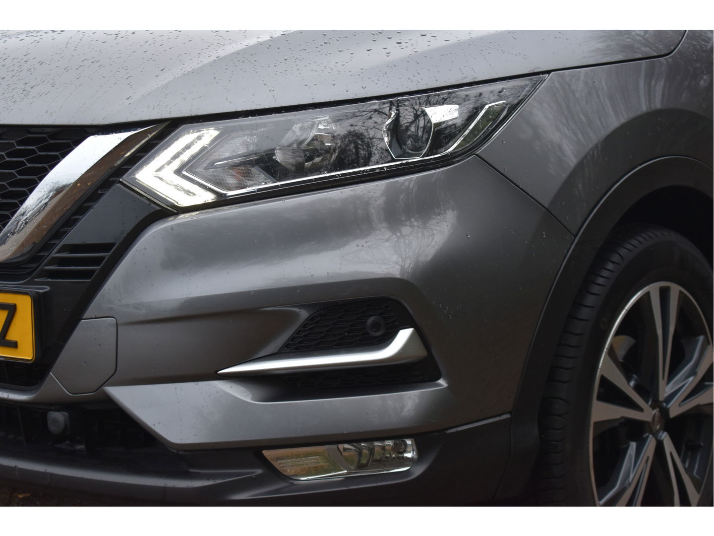 Nissan QASHQAI 1.3 DIG-T N-Connecta 160 pk | Keyless | 360 gr.camera | Carplay | Pano.dak | Stoelverwarming | Vol