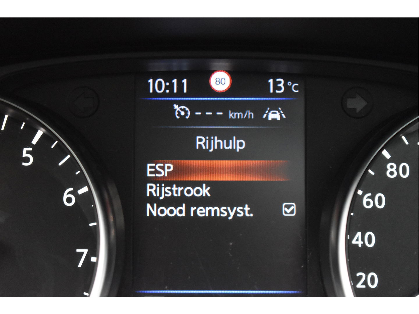 Nissan QASHQAI 1.3 DIG-T N-Connecta 160 pk | Keyless | 360 gr.camera | Carplay | Pano.dak | Stoelverwarming | Vol