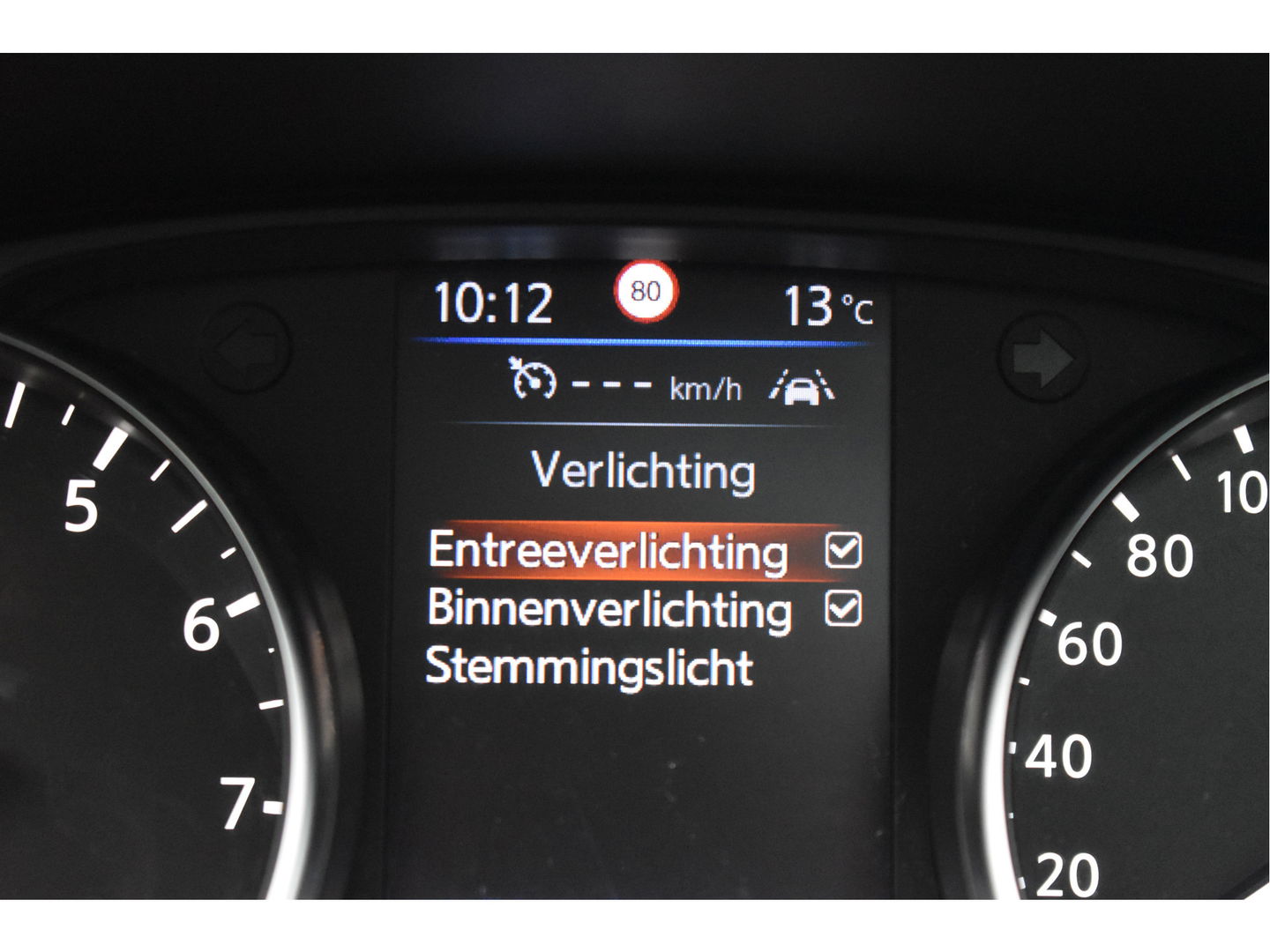 Nissan QASHQAI 1.3 DIG-T N-Connecta 160 pk | Keyless | 360 gr.camera | Carplay | Pano.dak | Stoelverwarming | Vol