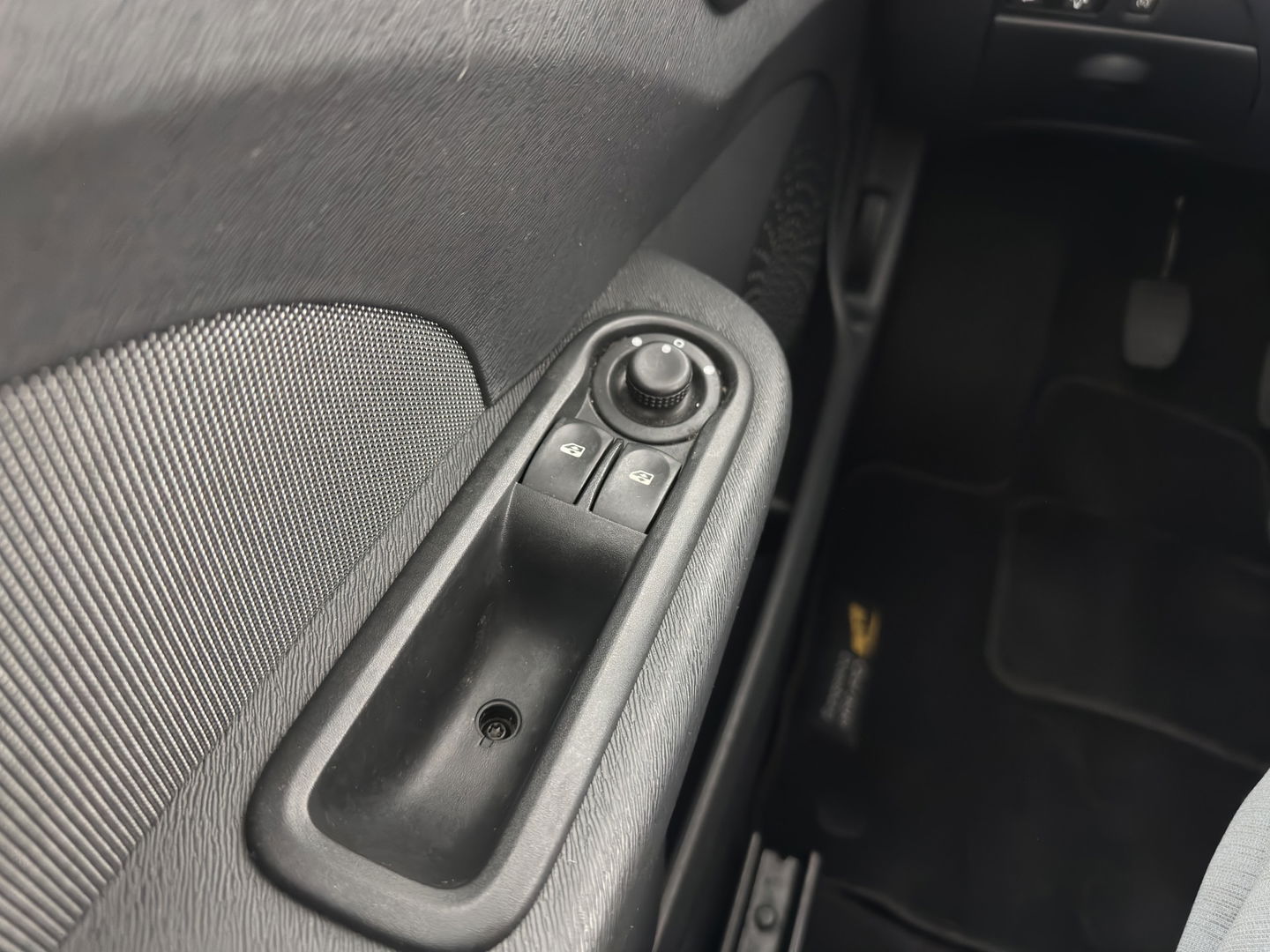 Renault Twingo 1.2 16V Dynamique *CLIMATE CONTROL | CRUISE | RADIO-CD/MP3 | COMFORTSEATS*