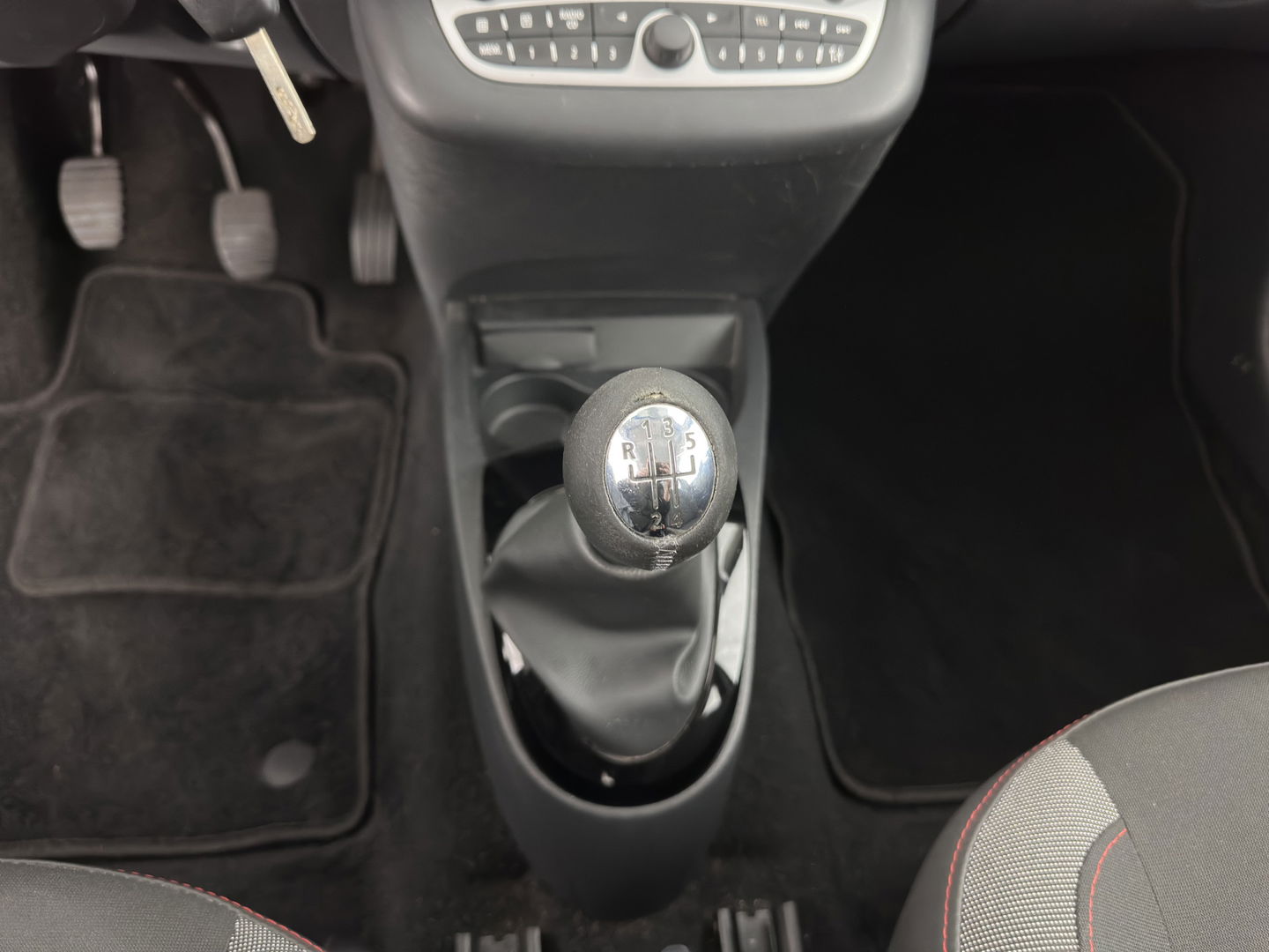 Renault Twingo 1.2 16V Dynamique *CLIMATE CONTROL | CRUISE | RADIO-CD/MP3 | COMFORTSEATS*