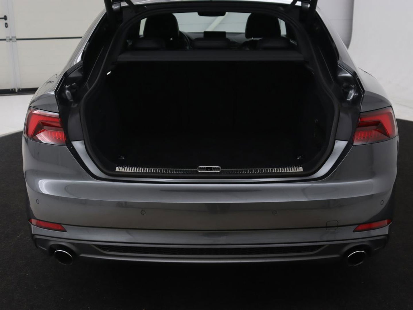 Audi A5 2.0 TFSI MHEV Sport S-line Edition | Panoramadak | Leder | Stoelverwarming | Camera | Memory | Navigatie | Full LED | Climate control | Bluetooth | Cruise control