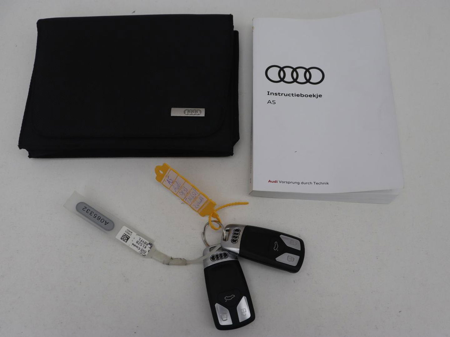 Audi A5 2.0 TFSI MHEV Sport S-line Edition | Panoramadak | Leder | Stoelverwarming | Camera | Memory | Navigatie | Full LED | Climate control | Bluetooth | Cruise control