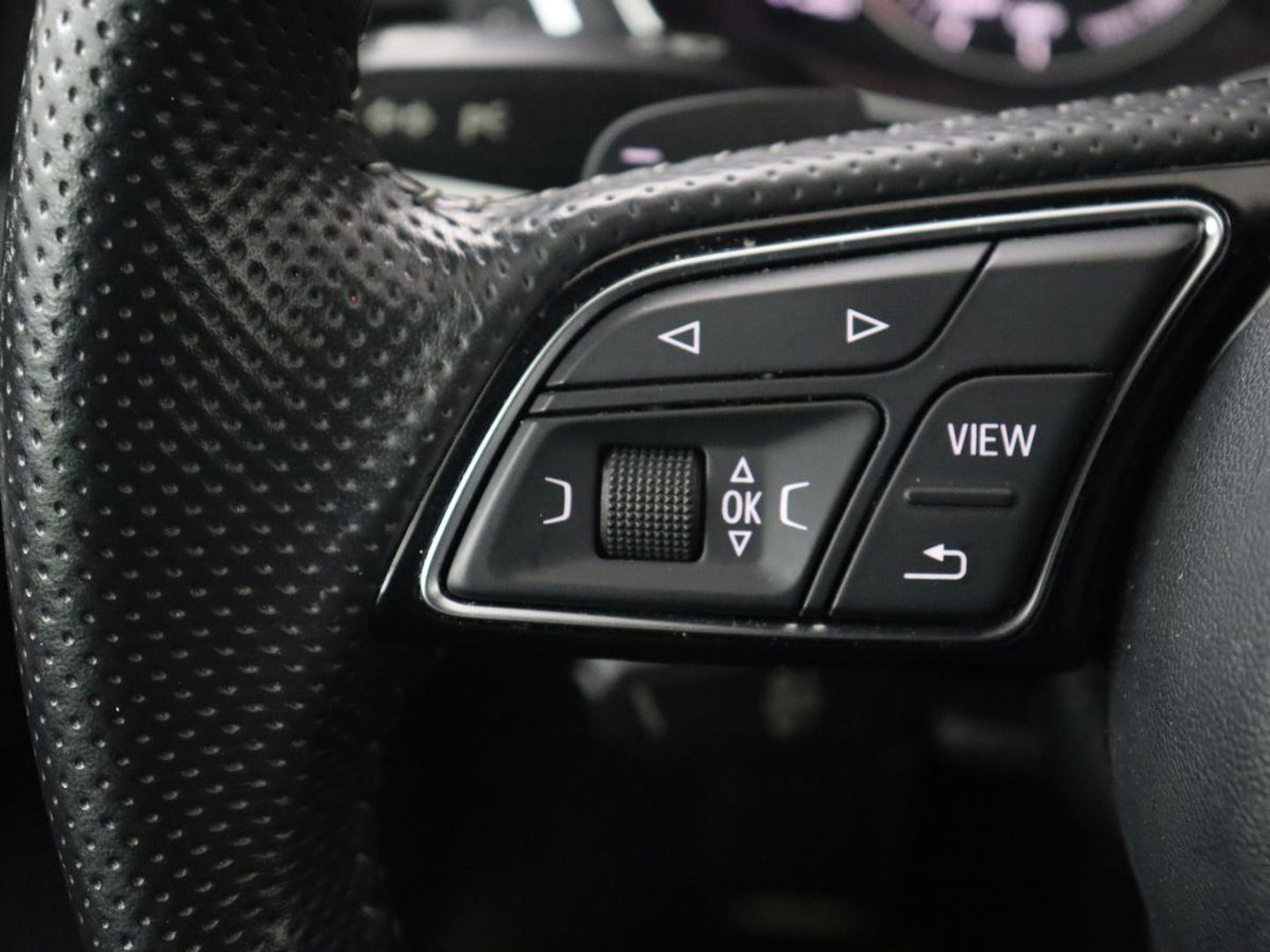 Audi A5 2.0 TFSI MHEV Sport S-line Edition | Panoramadak | Leder | Stoelverwarming | Camera | Memory | Navigatie | Full LED | Climate control | Bluetooth | Cruise control