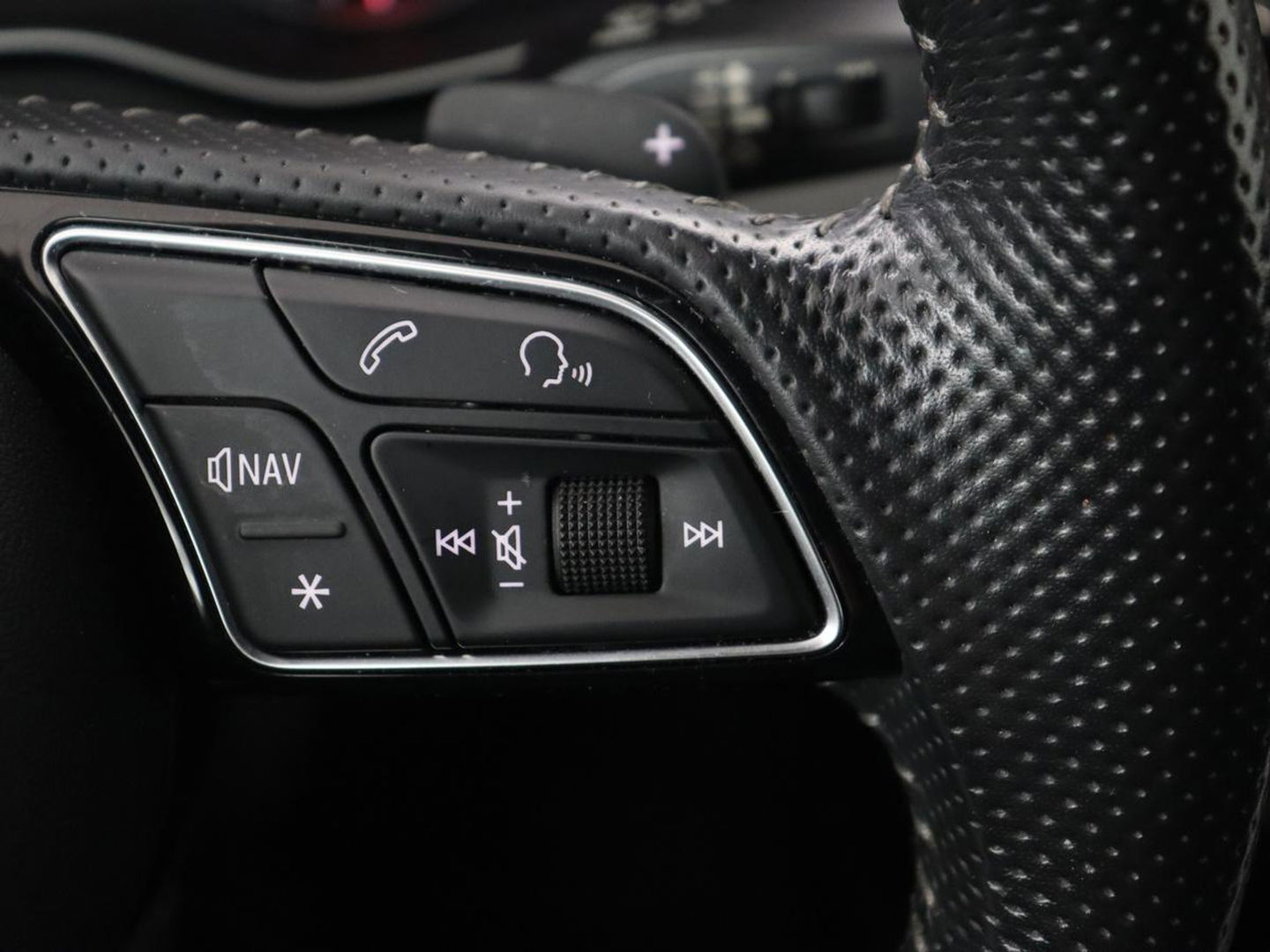 Audi A5 2.0 TFSI MHEV Sport S-line Edition | Panoramadak | Leder | Stoelverwarming | Camera | Memory | Navigatie | Full LED | Climate control | Bluetooth | Cruise control