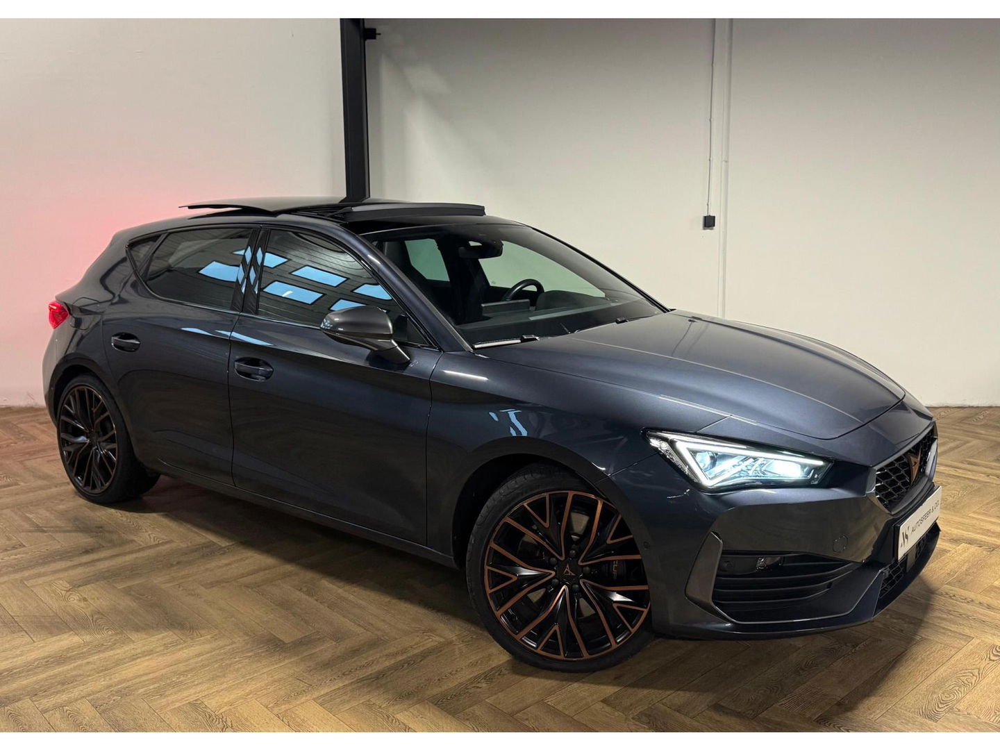 CUPRA Leon 1.4 e-Hybrid VZ Performance PANO KEYLESS VOL'