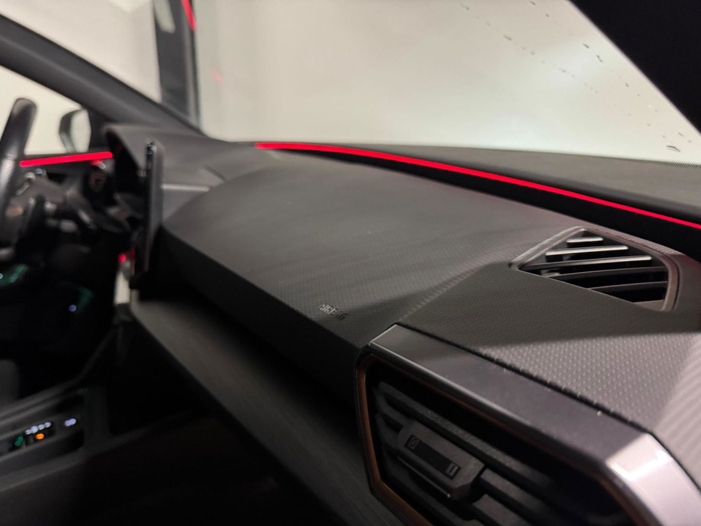 CUPRA Leon 1.4 e-Hybrid VZ Performance PANO KEYLESS VOL'