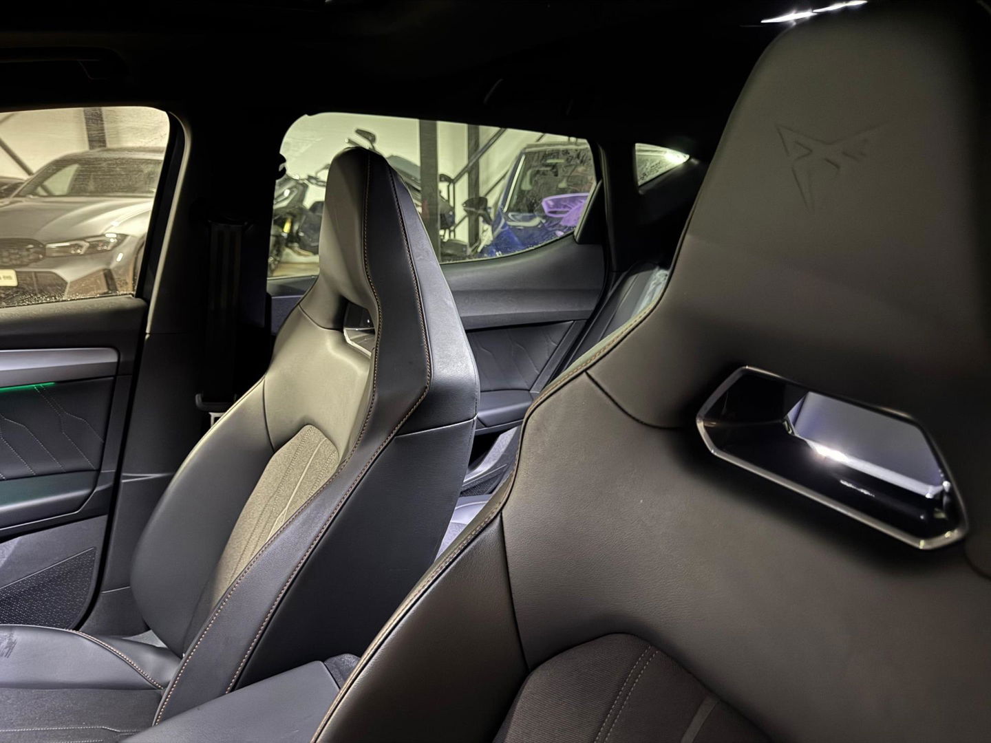 CUPRA Leon 1.4 e-Hybrid VZ Performance PANO KEYLESS VOL'