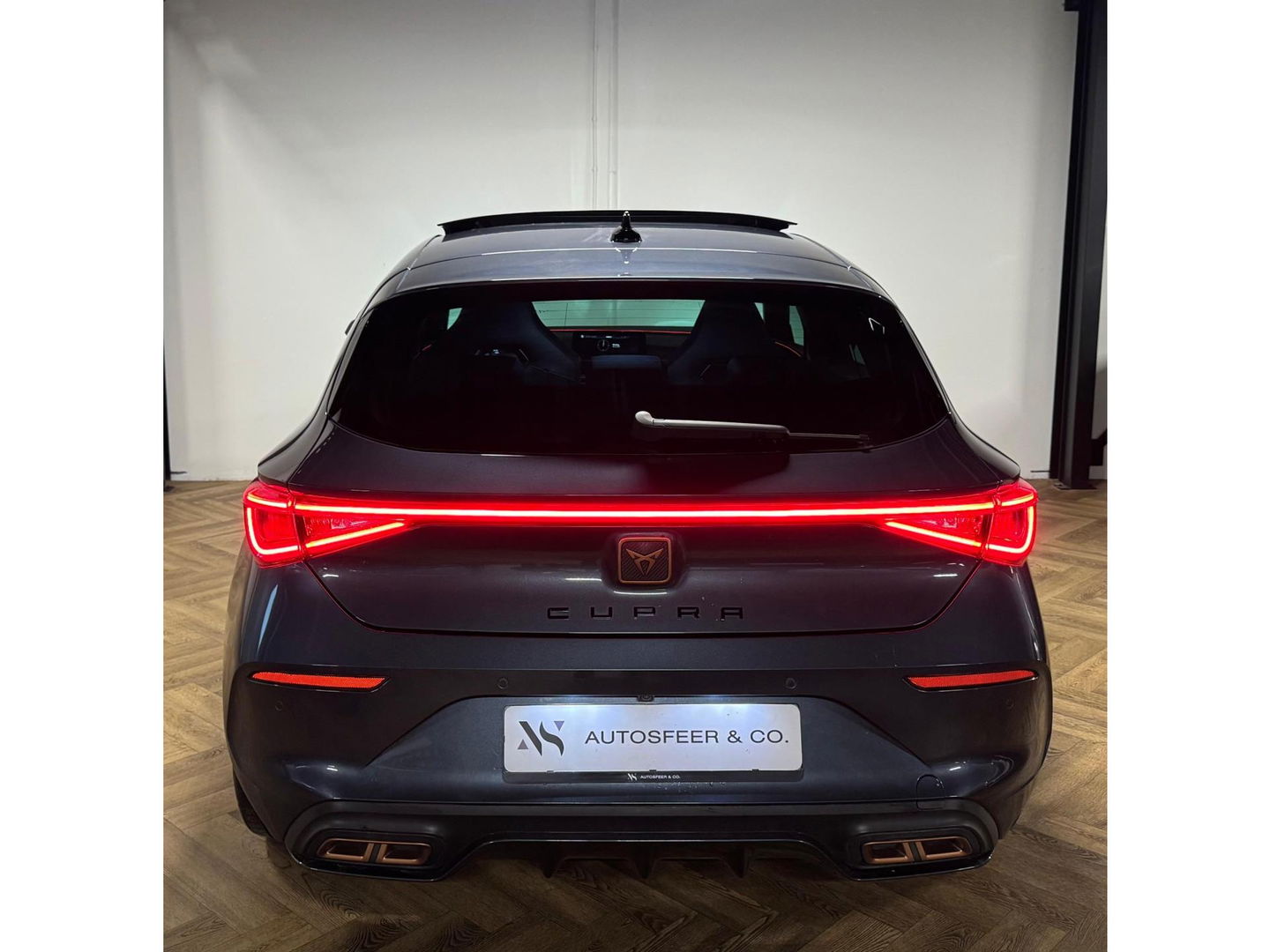 CUPRA Leon 1.4 e-Hybrid VZ Performance PANO KEYLESS VOL'