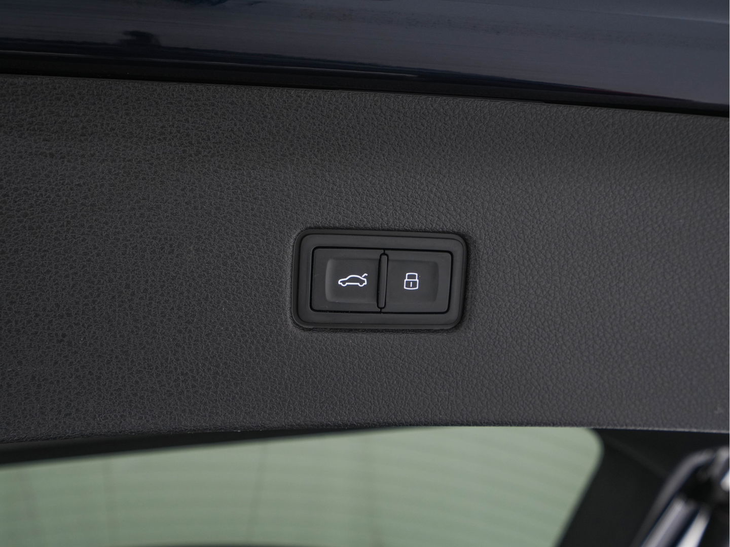 Audi Q8 60 TFSI e quattro Competition (INCL-BTW) *AUT | VOLLEDER | BANG/OLUFSEN-SURROUND | ADAPTIVE-CRUISE | NAVI-FULLMAP | HD-MATRIX-LED | MEMORY-PACK | KEYLESS | CAMERA | VIRTUAL-COCKPIT | AIR-SUPENSION | 21INCH ALU*