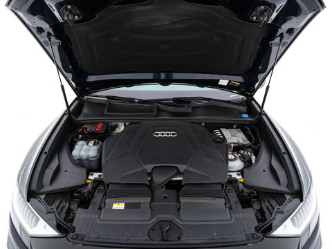 Audi Q8 60 TFSI e quattro Competition (INCL-BTW) *AUT | VOLLEDER | BANG/OLUFSEN-SURROUND | ADAPTIVE-CRUISE | NAVI-FULLMAP | HD-MATRIX-LED | MEMORY-PACK | KEYLESS | CAMERA | VIRTUAL-COCKPIT | AIR-SUPENSION | 21INCH ALU*
