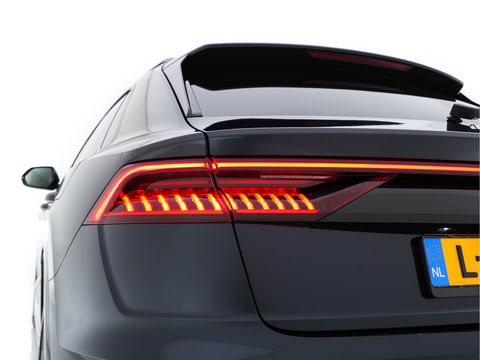 Audi Q8 60 TFSI e quattro Competition (INCL-BTW) *AUT | VOLLEDER | BANG/OLUFSEN-SURROUND | ADAPTIVE-CRUISE | NAVI-FULLMAP | HD-MATRIX-LED | MEMORY-PACK | KEYLESS | CAMERA | VIRTUAL-COCKPIT | AIR-SUPENSION | 21INCH ALU*