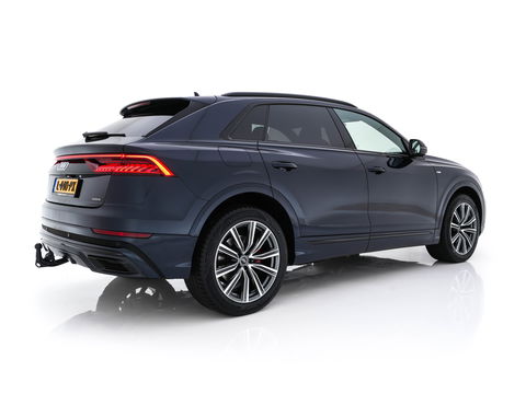 Audi Q8 60 TFSI e quattro Competition (INCL-BTW) *AUT | VOLLEDER | BANG/OLUFSEN-SURROUND | ADAPTIVE-CRUISE | NAVI-FULLMAP | HD-MATRIX-LED | MEMORY-PACK | KEYLESS | CAMERA | VIRTUAL-COCKPIT | AIR-SUPENSION | 21INCH ALU*