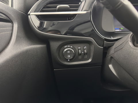 Opel CORSA-E Elegance 50 kWh [3-FASE] {SOH-90%} (INCL-BTW) Aut.*FULL-LED | DIGI-COCKPIT | LEATHER-MICROFIBRE | CARPLAY | CAMERA | ECC | KEYLESS | CRUISE | DAB | 16'' ALU*