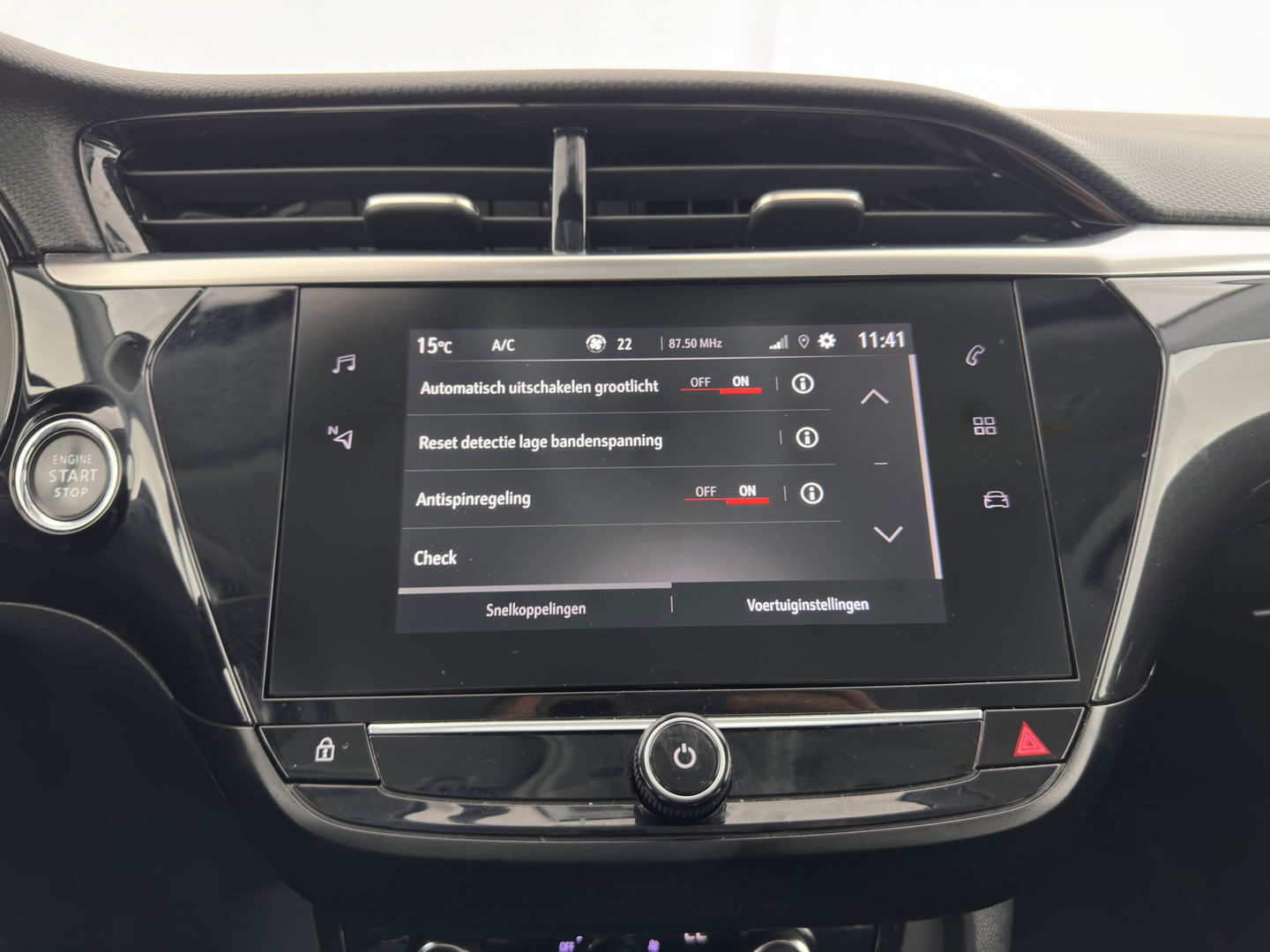 Opel CORSA-E Elegance 50 kWh [3-FASE] {SOH-90%} (INCL-BTW) Aut.*FULL-LED | DIGI-COCKPIT | LEATHER-MICROFIBRE | CARPLAY | CAMERA | ECC | KEYLESS | CRUISE | DAB | 16'' ALU*