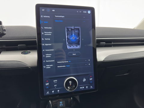 Ford Mustang Mach-E RWD 75 kWh [3-Fase ] {SOH-90%} (INCL-BTW) Aut.*LUXURY-LEATHER | FULL-LED | DAB | DIGI-COCKPIT | KEYLESS | NAVI-FULLMAP | CARPLAY | HEATED-COMFORTSEATS | TOPVIEW |  ADAPTIVE-CRUISE | PRIVACY-GLASS | 18'' ALU*