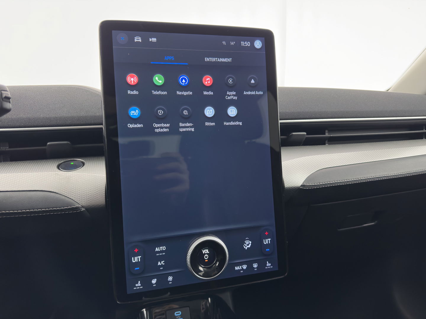 Ford Mustang Mach-E RWD 75 kWh [3-Fase ] {SOH-90%} (INCL-BTW) Aut.*LUXURY-LEATHER | FULL-LED | DAB | DIGI-COCKPIT | KEYLESS | NAVI-FULLMAP | CARPLAY | HEATED-COMFORTSEATS | TOPVIEW |  ADAPTIVE-CRUISE | PRIVACY-GLASS | 18'' ALU*