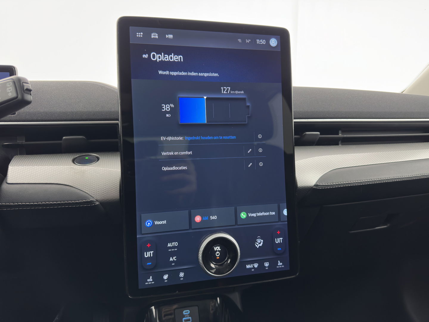 Ford Mustang Mach-E RWD 75 kWh [3-Fase ] {SOH-90%} (INCL-BTW) Aut.*LUXURY-LEATHER | FULL-LED | DAB | DIGI-COCKPIT | KEYLESS | NAVI-FULLMAP | CARPLAY | HEATED-COMFORTSEATS | TOPVIEW |  ADAPTIVE-CRUISE | PRIVACY-GLASS | 18'' ALU*