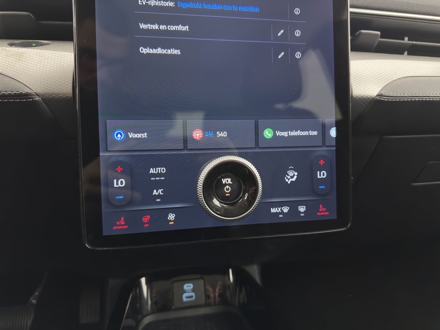 Ford Mustang Mach-E RWD 75 kWh [3-Fase ] {SOH-90%} (INCL-BTW) Aut.*LUXURY-LEATHER | FULL-LED | DAB | DIGI-COCKPIT | KEYLESS | NAVI-FULLMAP | CARPLAY | HEATED-COMFORTSEATS | TOPVIEW |  ADAPTIVE-CRUISE | PRIVACY-GLASS | 18'' ALU*