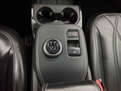 Ford Mustang Mach-E RWD 75 kWh [3-Fase ] {SOH-90%} (INCL-BTW) Aut.*LUXURY-LEATHER | FULL-LED | DAB | DIGI-COCKPIT | KEYLESS | NAVI-FULLMAP | CARPLAY | HEATED-COMFORTSEATS | TOPVIEW |  ADAPTIVE-CRUISE | PRIVACY-GLASS | 18'' ALU*