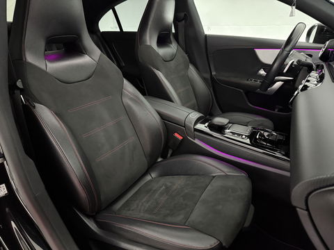 Mercedes-Benz CLA-Klasse 180 AMG | Pano | Sfeerverl. | Memory | Burmester | Virtual | Carplay | Camera | Adap. Cruise | NAP