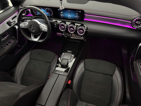 Mercedes-Benz CLA-Klasse 180 AMG | Pano | Sfeerverl. | Memory | Burmester | Virtual | Carplay | Camera | Adap. Cruise | NAP