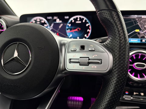 Mercedes-Benz CLA-Klasse 180 AMG | Pano | Sfeerverl. | Memory | Burmester | Virtual | Carplay | Camera | Adap. Cruise | NAP
