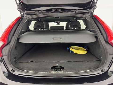 Volvo V60 2.4 D6 AWD Plug-In Hybrid Summum (PLUG-IN) AUT.* NAVI-FULLMAP | CRUISE | BI-XENON | HEATED-SPORTSEATS | LEATHER | CAMERA | TOWBAR | 17'' ALU*