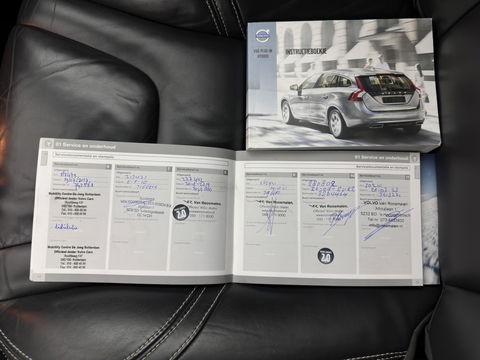 Volvo V60 2.4 D6 AWD Plug-In Hybrid Summum (PLUG-IN) AUT.* NAVI-FULLMAP | CRUISE | BI-XENON | HEATED-SPORTSEATS | LEATHER | CAMERA | TOWBAR | 17'' ALU*