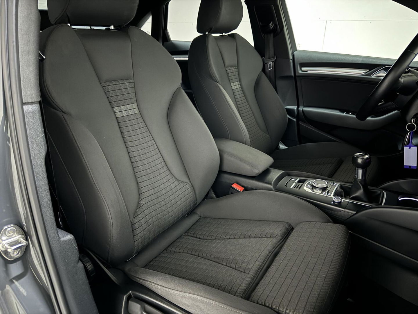 Audi A3 Limousine TFSI S-Line Black Edition Cruise CarPlay PDC