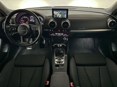 Audi A3 Limousine TFSI S-Line Black Edition Cruise CarPlay PDC