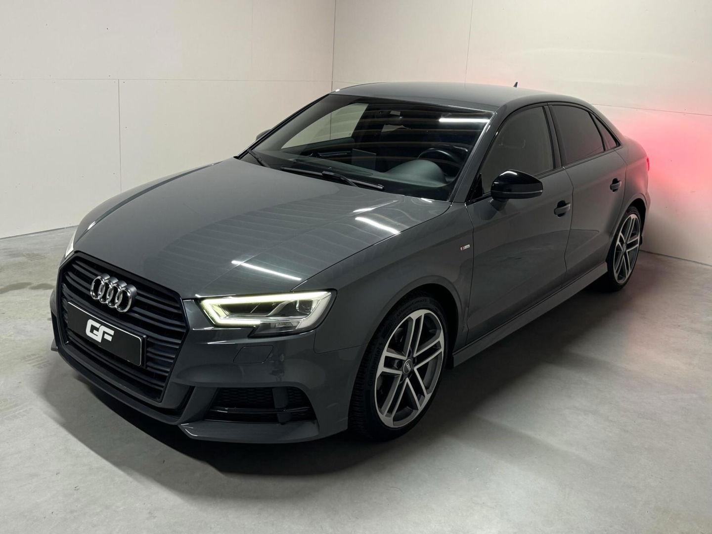 Audi A3 Limousine TFSI S-Line Black Edition Cruise CarPlay PDC