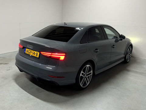 Audi A3 Limousine TFSI S-Line Black Edition Cruise CarPlay PDC