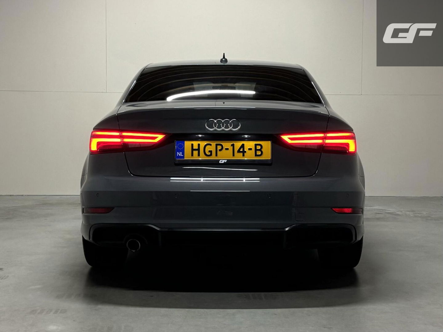 Audi A3 Limousine TFSI S-Line Black Edition Cruise CarPlay PDC