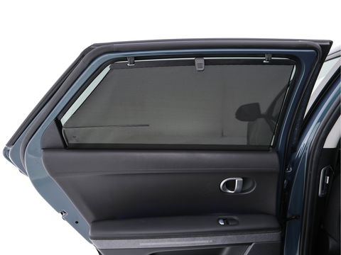 Hyundai IONIQ 5 Connect+ AWD 77.4 kWh [3-FASE] { SOH-} (INCL-BTW) Aut.* HEATPUMP | LUXURY-LEATHER | BOSE-AUDIO | FULL-LED | DIGI-COCKPIT | AMBIENT-LIGHT | DAB | SHIFT-PADDLES | HEAD-UP | NAVI-FULLMAP | KEYLESS | CAMERA | HEATED-COMFORTSEATS | ...