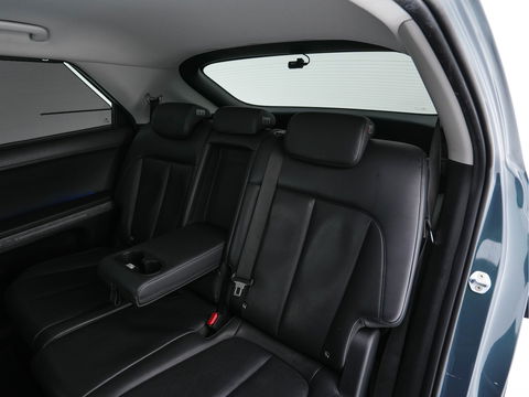 Hyundai IONIQ 5 Connect+ AWD 77.4 kWh [3-FASE] { SOH-} (INCL-BTW) Aut.* HEATPUMP | LUXURY-LEATHER | BOSE-AUDIO | FULL-LED | DIGI-COCKPIT | AMBIENT-LIGHT | DAB | SHIFT-PADDLES | HEAD-UP | NAVI-FULLMAP | KEYLESS | CAMERA | HEATED-COMFORTSEATS | ...