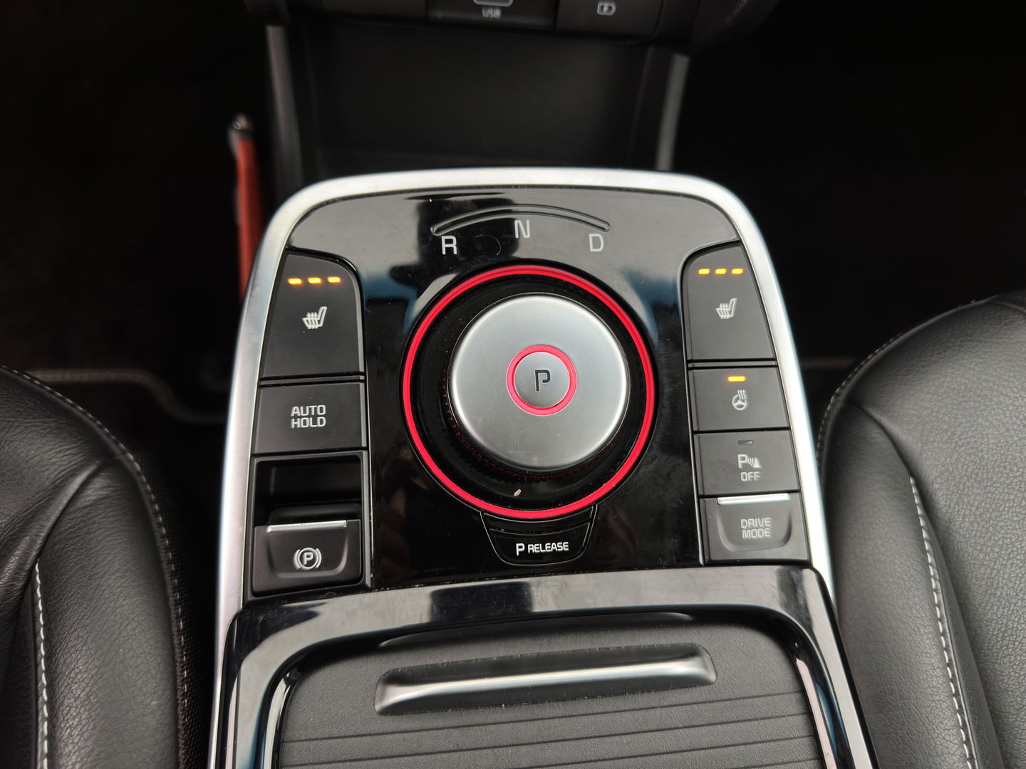 Kia e-Niro DynamicLine 64 kWh {SOH- 100%} (INCL. BTW) AUT.* HEATPUMP | LEATHER | FULL-LED | NAVI-FULLMAP | ADAPTIVE-CRUISE | CAMERA | KEYLESS | AMBIENT-LIGHT | 17'' ALU.