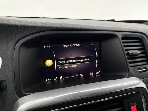Volvo V60 2.0 D2 Momentum | Virtual | Cruise | Navi | Stoelverw. | Trekh. | Leder | Parkeersens. | NAP