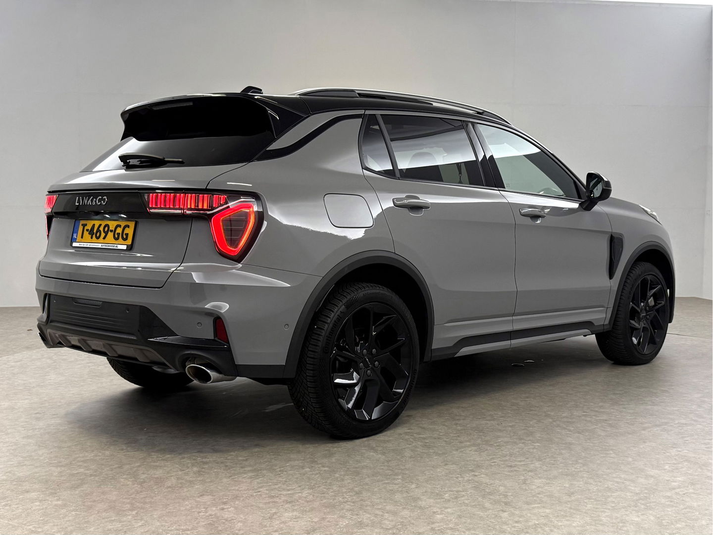 Lynk Co 01 1.5 | Nardo Grey | Pano | 360° | Memory | Sfeerverl. | Carplay | Virtual | Keyless | NAP