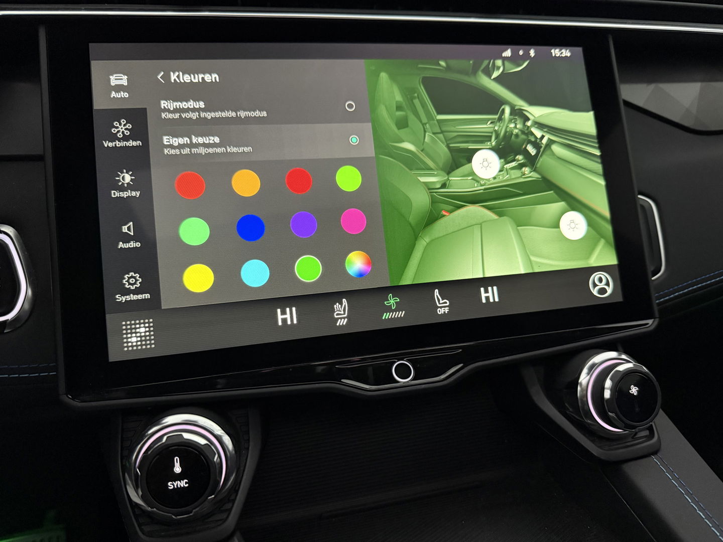 Lynk Co 01 1.5 | Nardo Grey | Pano | 360° | Memory | Sfeerverl. | Carplay | Virtual | Keyless | NAP