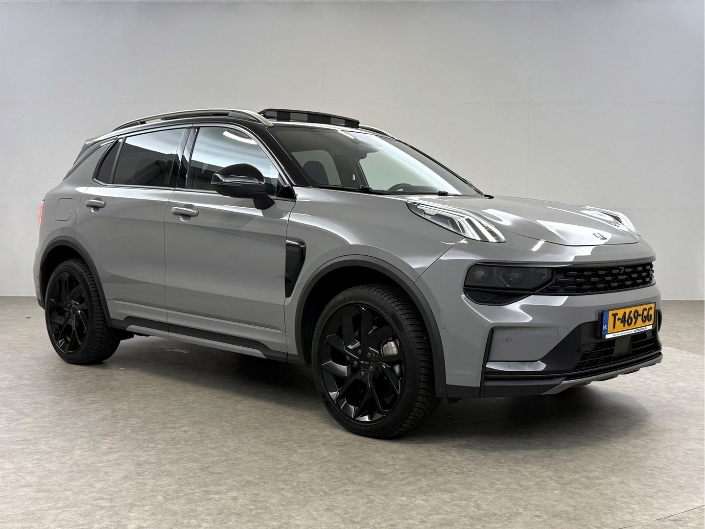 Lynk Co 01 1.5 | Nardo Grey | Pano | 360° | Memory | Sfeerverl. | Carplay | Virtual | Keyless | NAP
