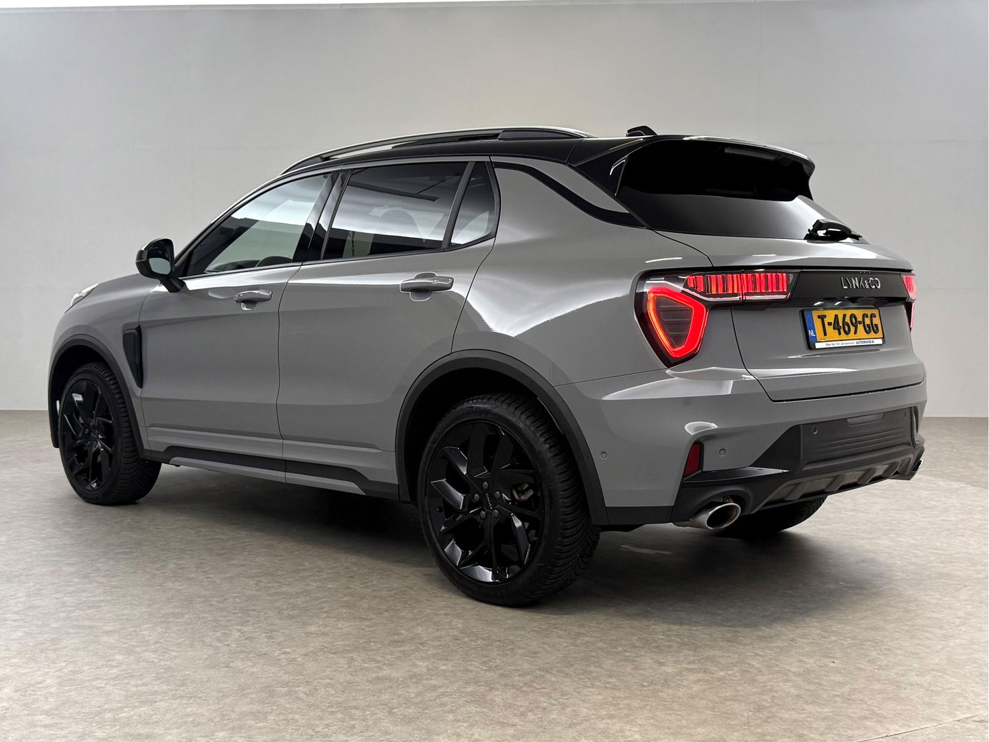 Lynk Co 01 1.5 | Nardo Grey | Pano | 360° | Memory | Sfeerverl. | Carplay | Virtual | Keyless | NAP