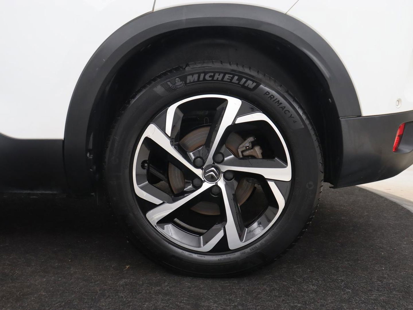 Citroën C5 Aircross 1.6 Plug-in Hybrid 225 Business | Camera | Carplay | Navigatie | Digital Cockpit | DAB | Climate control | Bluetooth | Cruise control