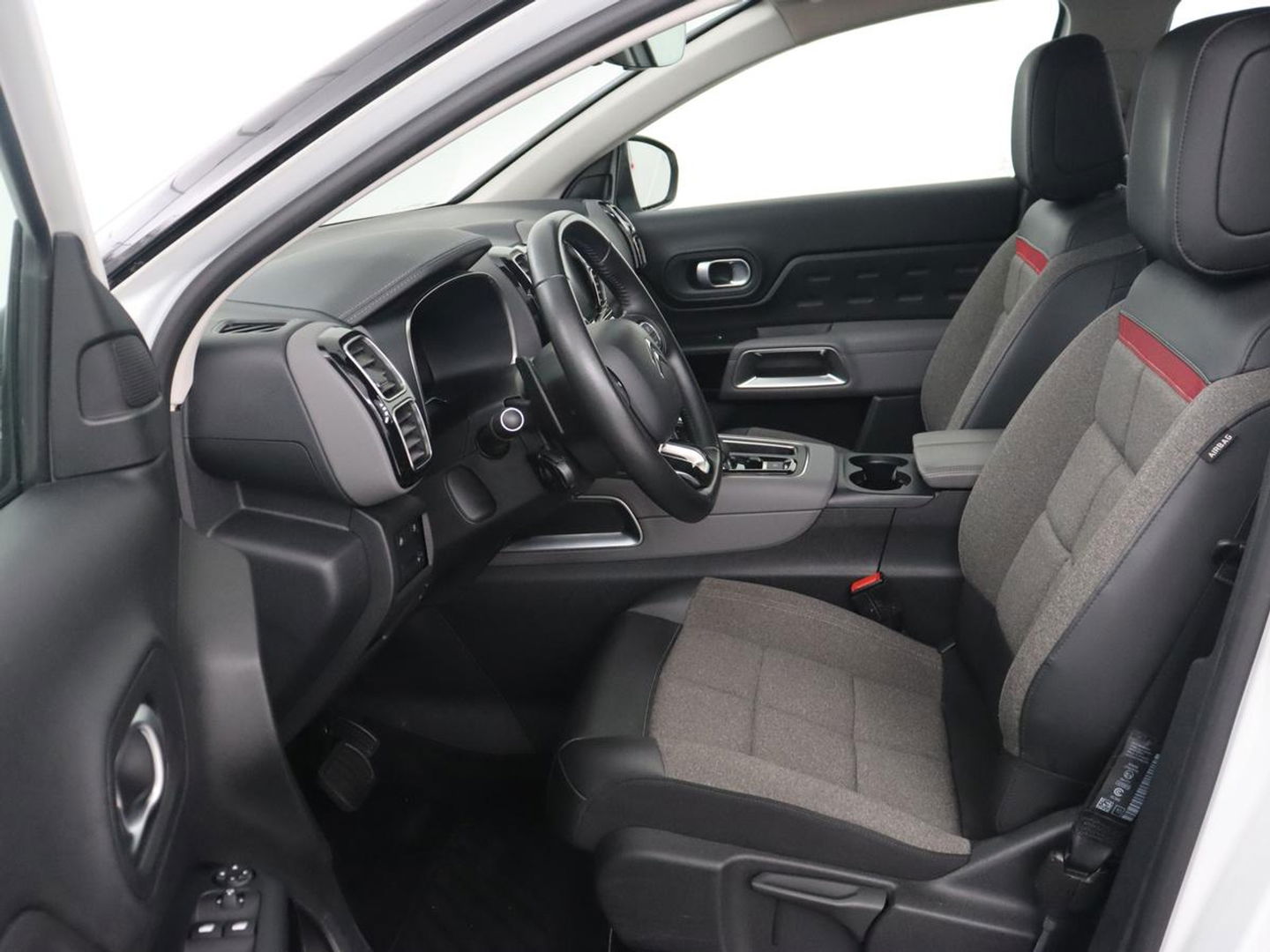 Citroën C5 Aircross 1.6 Plug-in Hybrid 225 Business | Camera | Carplay | Navigatie | Digital Cockpit | DAB | Climate control | Bluetooth | Cruise control