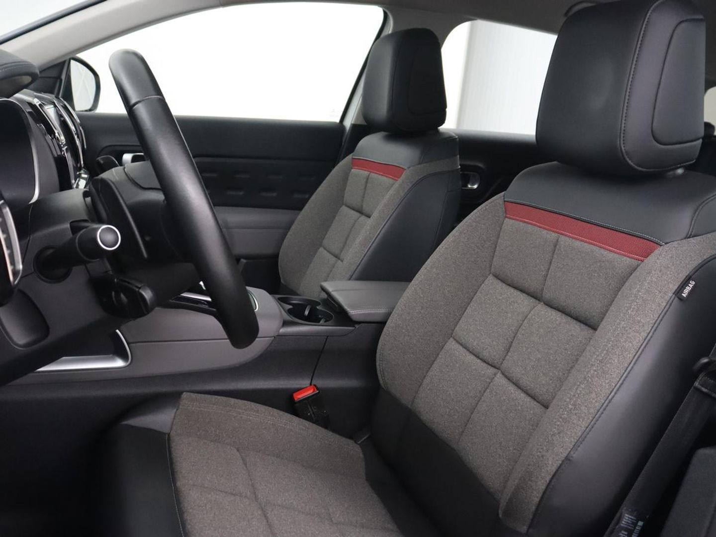 Citroën C5 Aircross 1.6 Plug-in Hybrid 225 Business | Camera | Carplay | Navigatie | Digital Cockpit | DAB | Climate control | Bluetooth | Cruise control