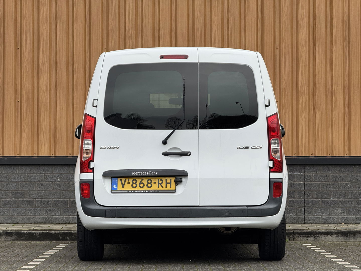 Mercedes-Benz Citan 108 CDI BlueEFFICIENCY | Bluetooth | Cruise Control | Airconditioning | Tussenschot met Ruit | Achterdeuren |