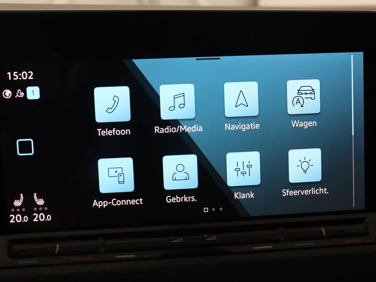 Volkswagen Golf 1.4 eHybrid GTE | Stoelverarming | Trekhaak | Carplay | Adaptive cruise | 18'' | Sportstoelen | Navigatie | Sfeerverlichting | Climate control | Parkeerhulp | PHEV | Plug In