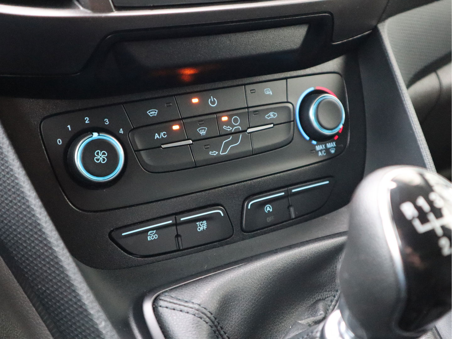 Ford Transit Connect 1.5 EcoBlue 100pk Euro 6 - Camera - Cruise - Trekhaak