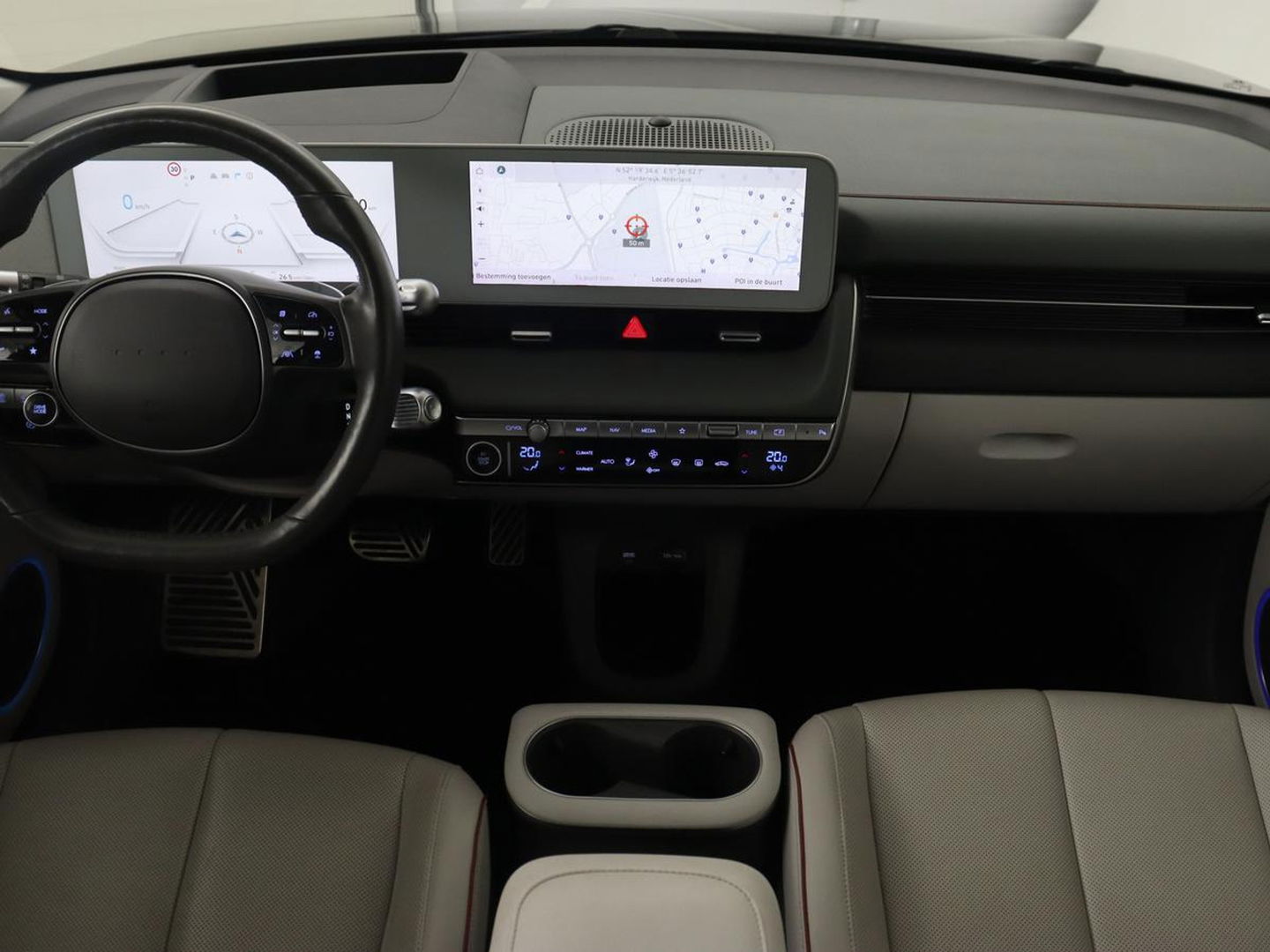 Hyundai IONIQ 5 Lounge 73kWh | Panoramadak | Stoelventilatie | Leder | Head-Up | Warmtepomp | 360 Camera | Achterbankverwarming | Adaptive cruise | Navigatie | Full LED | Carplay